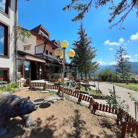 ホテル Orso Bianco