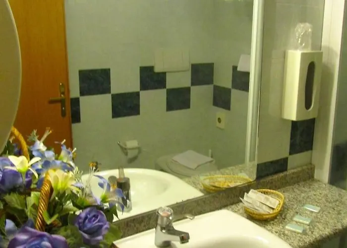 Отель Orso Bianco Пескассероли